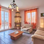 Aurora - Dma330 By Interhome * Vercana