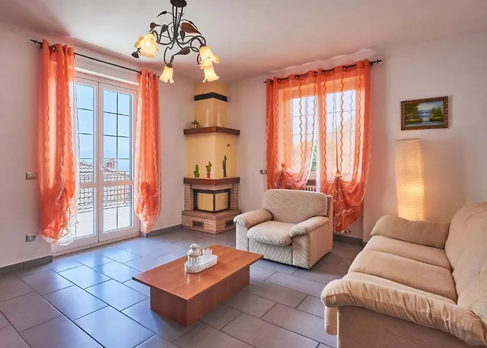 Aurora - Dma330 By Interhome * Vercana