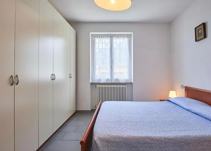 Aurora - Dma330 By Interhome * Vercana